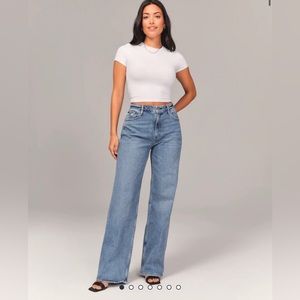 Abercrombie curve love high rise 90’s relaxed jean